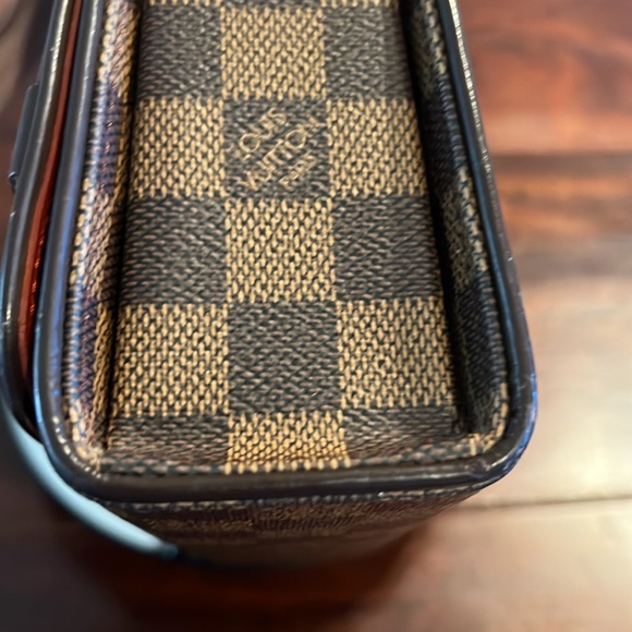 LOUIS VUITTON Tribeca Mini Damier Ebene Shoulderbag - Picture 5 of 16